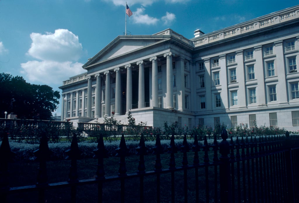 US Appropriations Bill Orders Treasury to Study Strategic Bitcoin Reserve